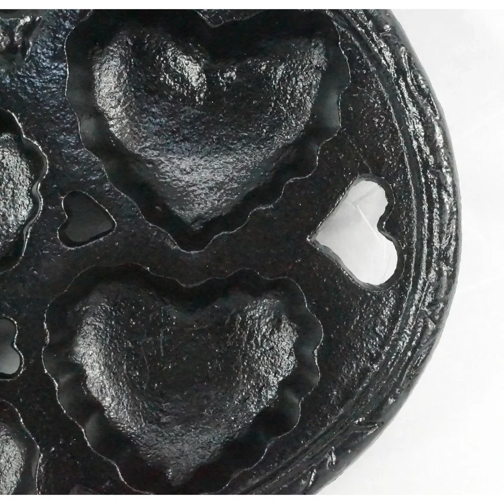 Heart Shape Cast Iron Mold Pan Wall Decor Painted 8 Inches x 8 Inches Valentines